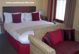 New Forest Hotel TerraVina Red Room