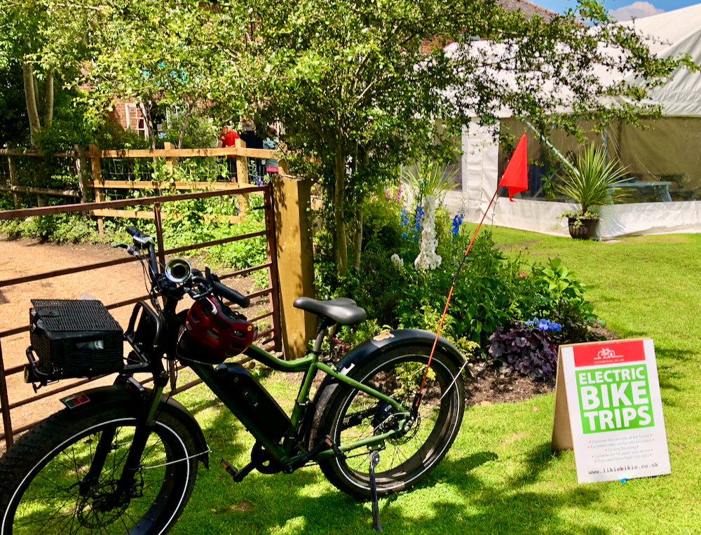 Electric bike ride pub stop